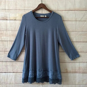 LOGO By Lori Goldstein Size Small Scoop Neck Lace Trim Hem Tunic Top Blouse Blue
